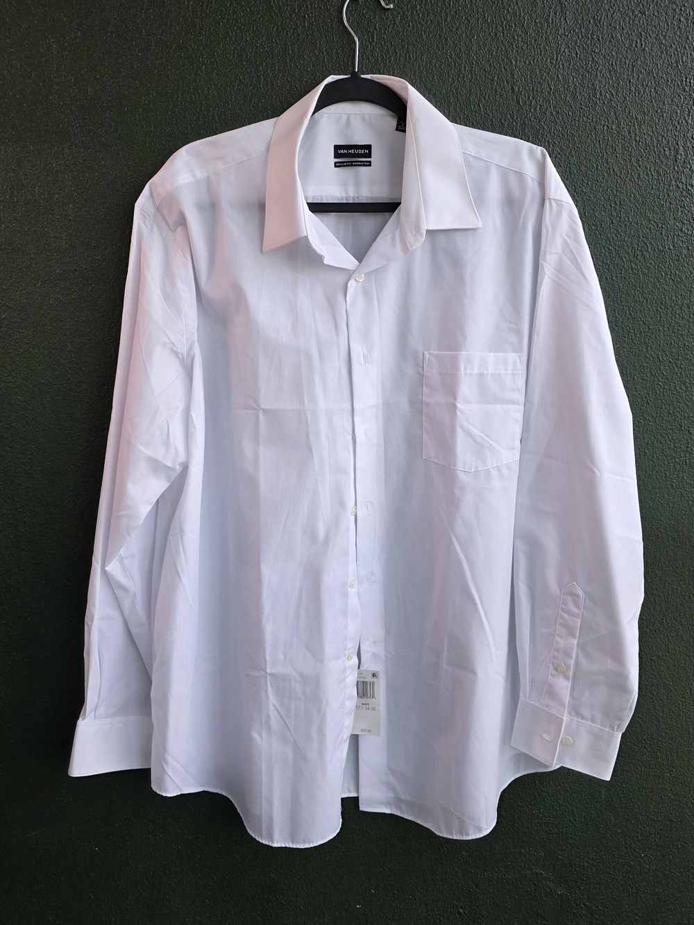 NWT Van Heusen Men's White Dress Shirt - Classic Fit